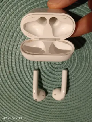 iPhone 11 Pro Max 256GB + AirPods + Accesorios