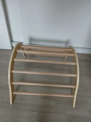 Arco Gimnasio Montessori Madera