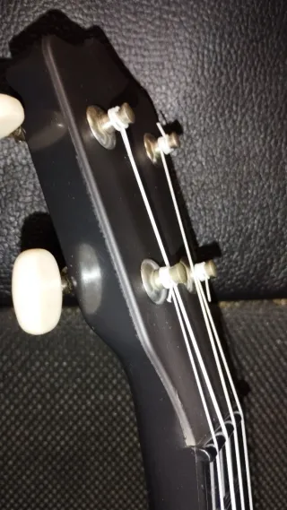Ukelele Soprano Negro