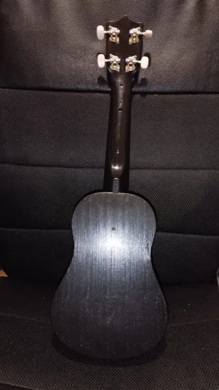 Ukelele Soprano Negro