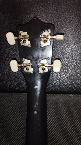 Ukelele Soprano Negro