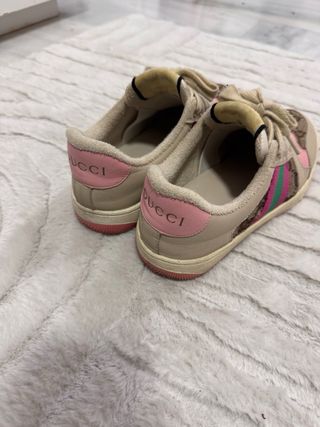 Sneakers Gucci Beige e Rosa