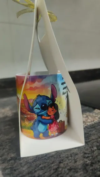 Taza personalizada con diseño de Stitch