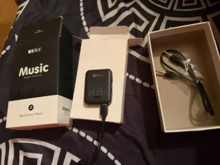 MP3 Bluetooth Nuevo con Accesorios