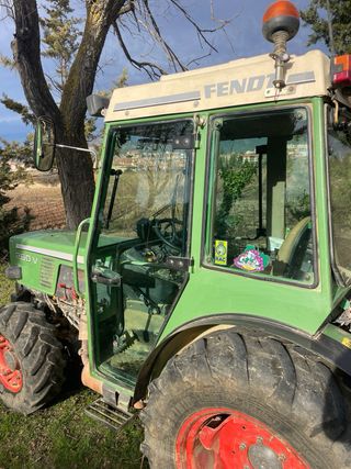 Tractor Fendt 260V Viñero