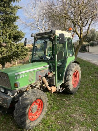Tractor Fendt 260V Viñero