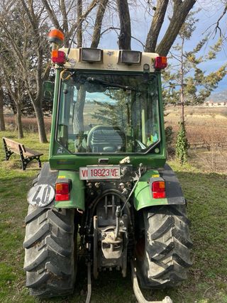 Tractor Fendt 260V Viñero