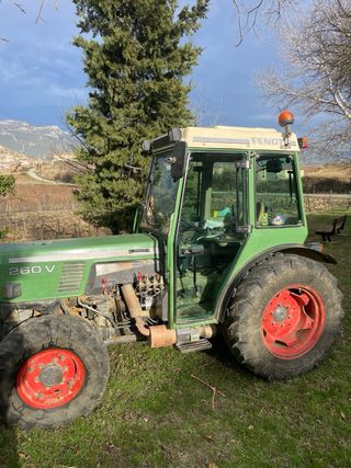 Tractor Fendt 260V Viñero