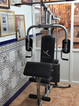 Máquina de gimnasio multifunción