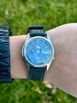Reloj Seiko 5 Automático Vintage azul sunburst