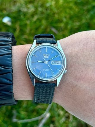 Reloj Seiko 5 Automático Vintage azul sunburst