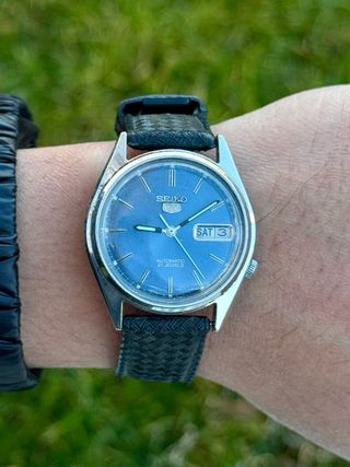 Reloj Seiko 5 Automático Vintage azul sunburst
