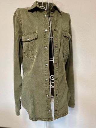 Camisa Zara 1975 Verde Militar