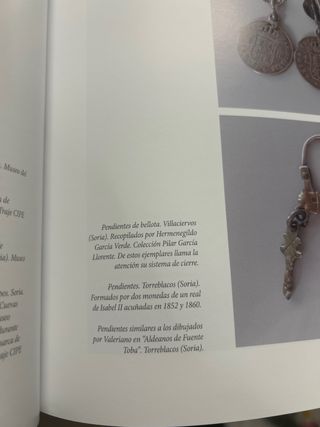 Pendientes de bellota tradicionales