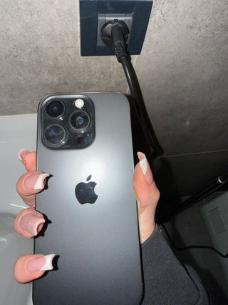 iPhone 16 Pro Grigio