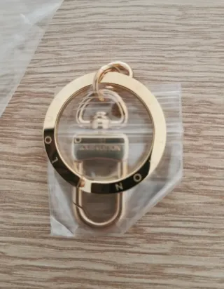 Llavero Louis Vuitton Dorado