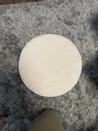 Butaca de terciopelo beige