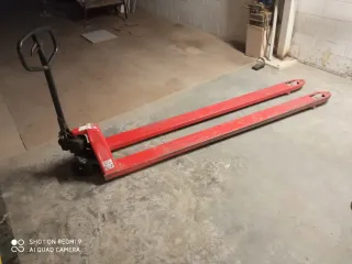 Transpaleta larga