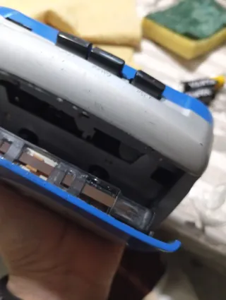 Radiocassetta funzionante