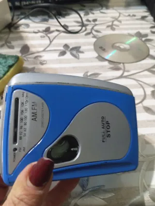 Radiocassetta funzionante