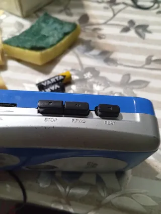 Radiocassetta funzionante