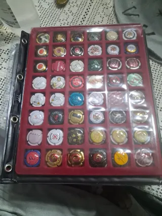 Bandeja Coleccionista Chapas Cava