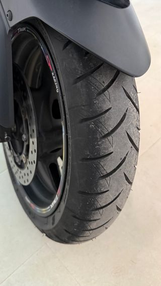 Yamaha Tmax 560 Maxi-Scooter