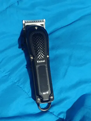 Cortapelos Kemei Profesional KM-1071