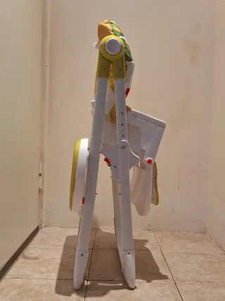 Trona para bebé Piku Le falta las correas