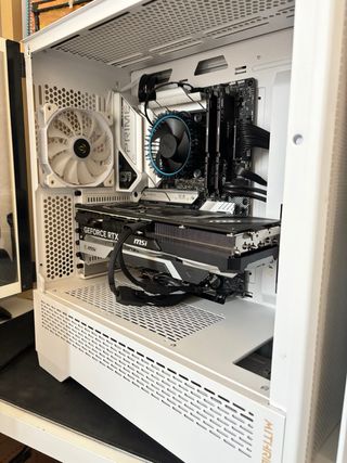 PC Gaming WHITE RTX 4070 Ti i5 12400F