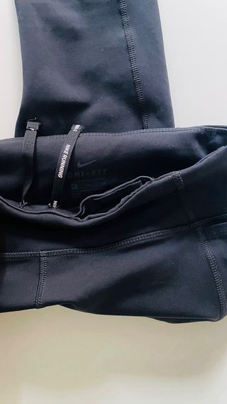 Calza 3/4 Nike Negra Mujer