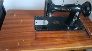 Máquina de coser antigua Sigma