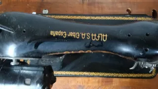 Máquina de coser antigua Sigma