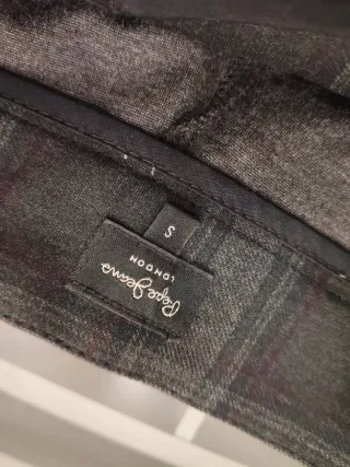 Pantalones Pepe Jeans cuadros grises