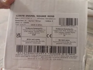 Baldosas verdes estilo rústico