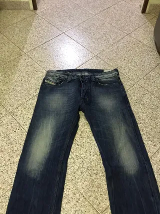 Jeans Diesel Taglia M uomo