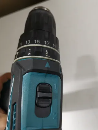 Taladro percutor Makita original 18v