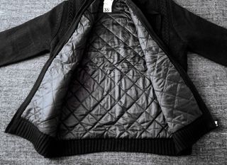 Chaqueta de punto acolchada Talla L (A ESTRENAR)