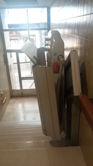 Sube escaleras Thyssenkrupp