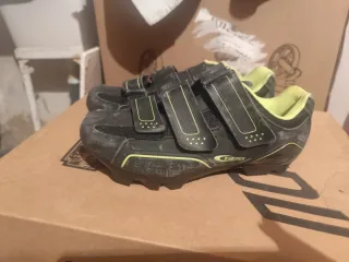 Zapatillas Ciclismo Negras con Velcro