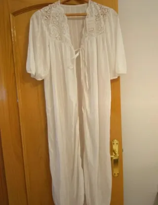 Camisón y bata novia blanco