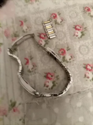 Reloj Seiko Mujer Dorado y Plateado