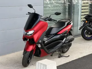 Moto Scooter granate