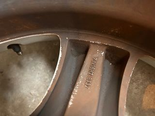 Llantas doble medida Originales Mercedes 16