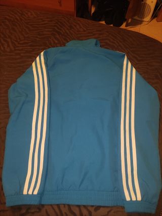 Chaqueta Adidas niño azul talla 11/12 años.