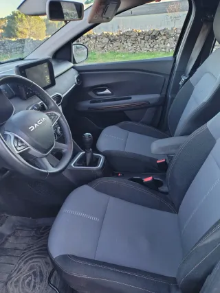 Dacia Sandero 2023