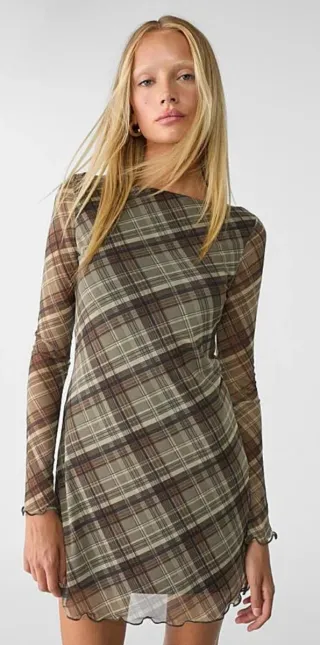 Vestido Tull Cuadros Stradivarius