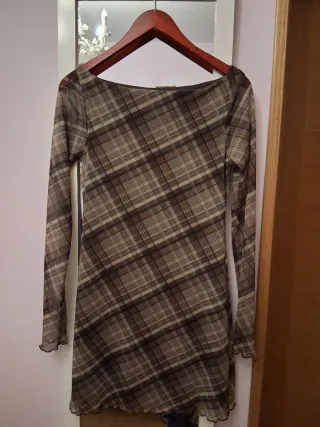 Vestido Tull Cuadros Stradivarius