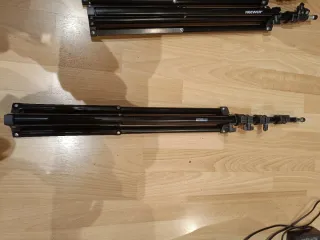 3 Focos LED Neewer NL660 2.4G + Accesorios