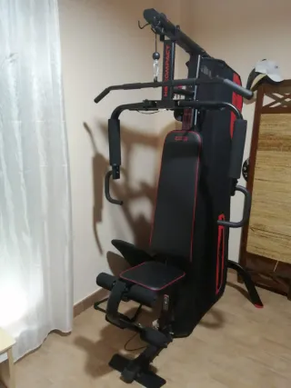 Máquina de gimnasio multifunción